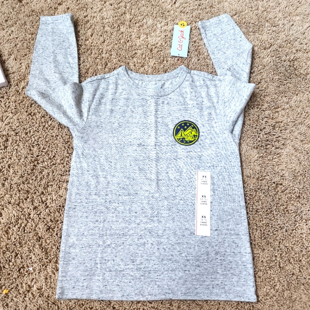NWT Cat & Jack Sz XS (4/5) gray ls tee (must be bundled)